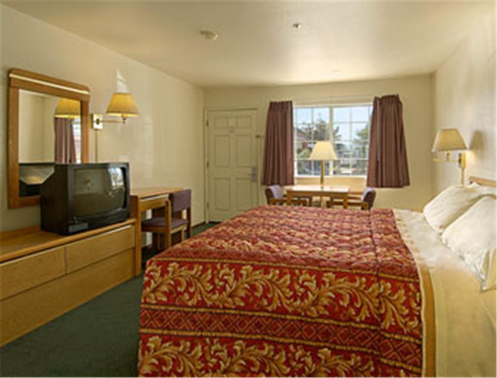 Days Inn Salinas Airport Zimmer foto